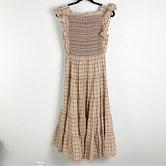 Doen Arbor Smocked Midi Dress in Austen Plaid - Picture 4 of 9